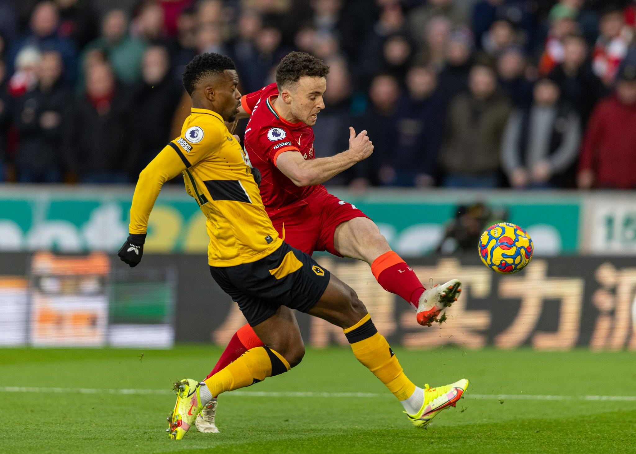 威廉姆斯力克红牛二队，塞恩斯点燃赛场