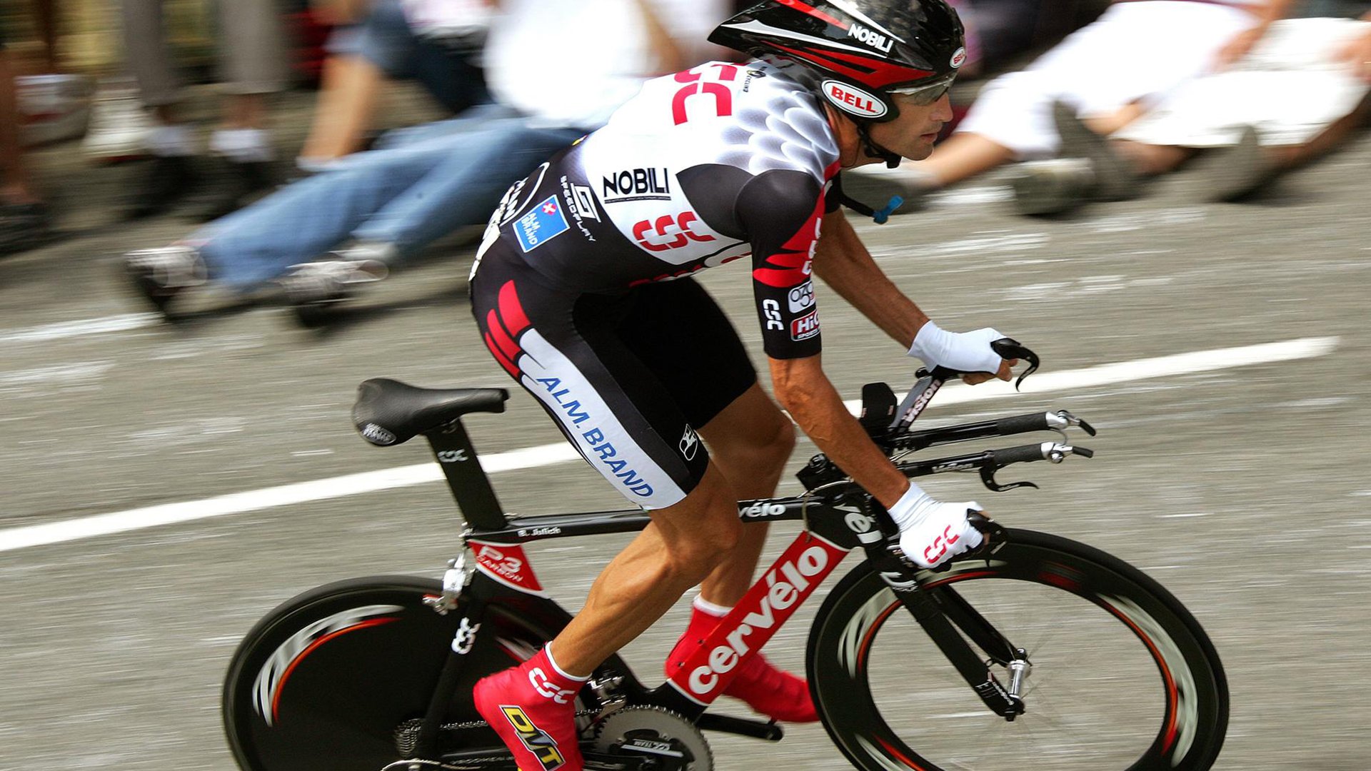 北京队对阵勇士，霍勒迪对手完全无解，当东方铁壁撞上西方利刃